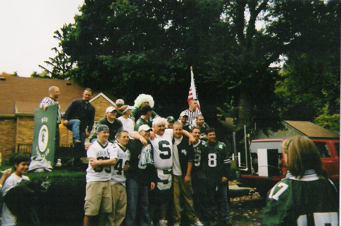 2001 HC Float +Class